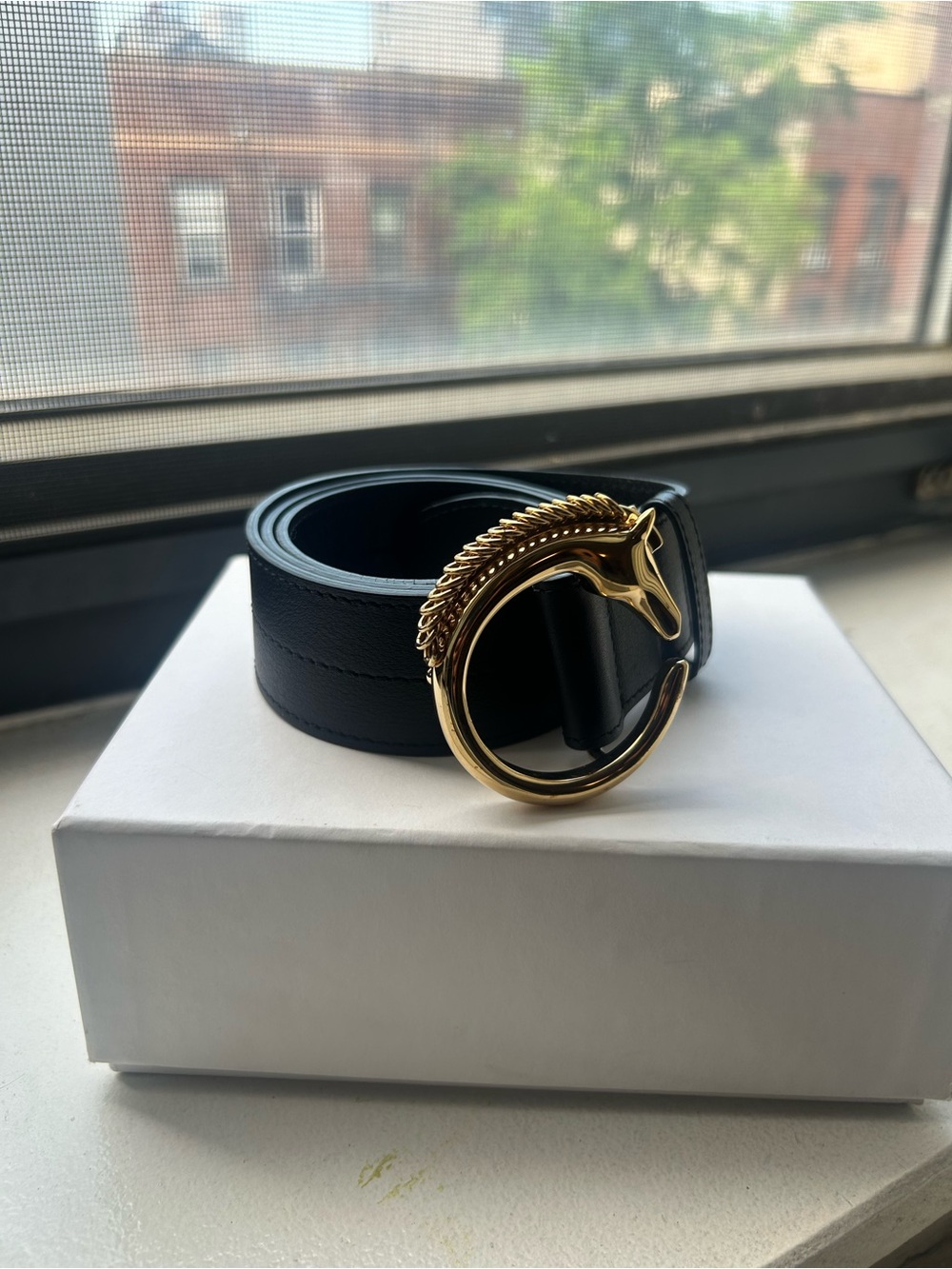 Rare Find !!!!! Chloe Belt - Navy - Picture 4 of 10